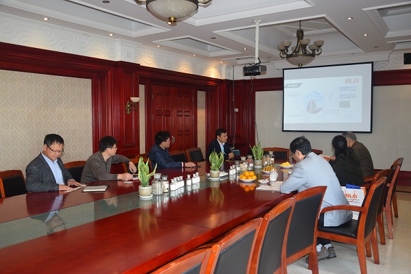 ���鴦���ڻ����