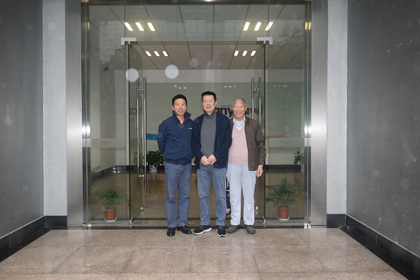 ���鴦���ڻ����