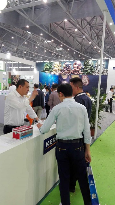 炒货展会上放眼食品配料